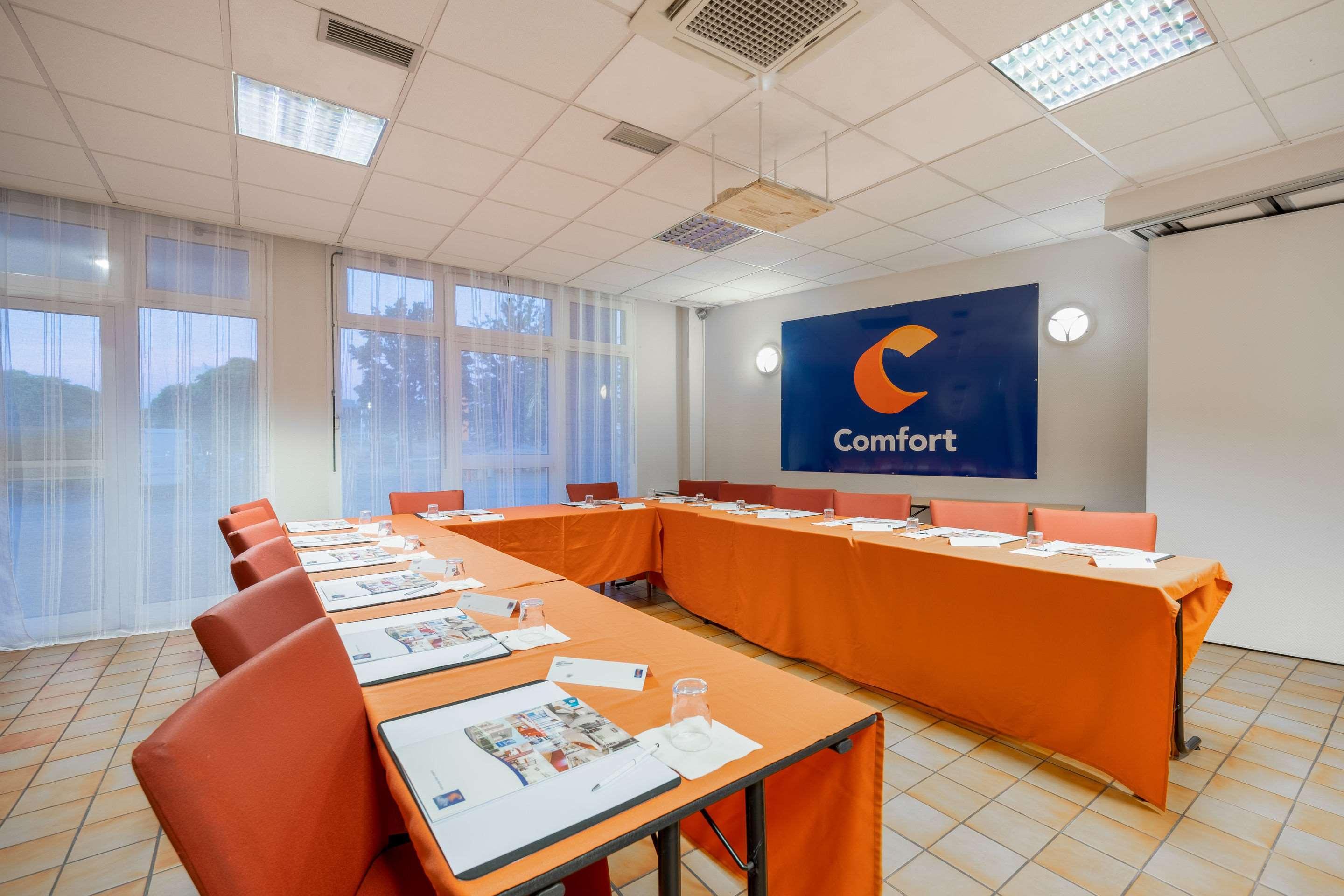 Comfort Hotel Montluçon Εξωτερικό φωτογραφία